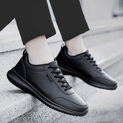 Plus Size Chef Shoes Unisex Waterproof Kitchen Shoes unisex Leather Surface Sports Casual Shoes